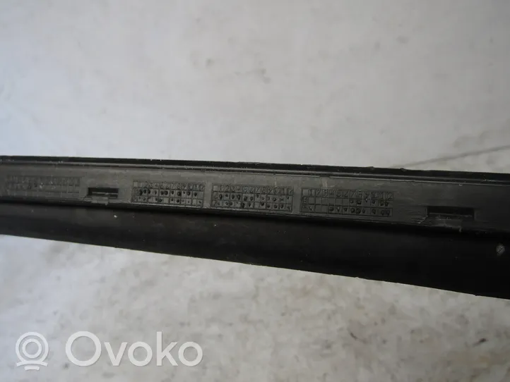 Audi A4 S4 B9 Listwa szyby czołowej / przedniej 8W0854328C