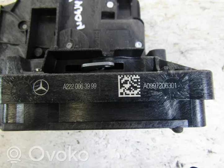 Mercedes-Benz S W222 Priekšpusē slēdzene A0997206301
