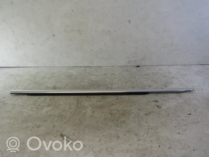 Mercedes-Benz E W213 Rivestimento modanatura A2137200124