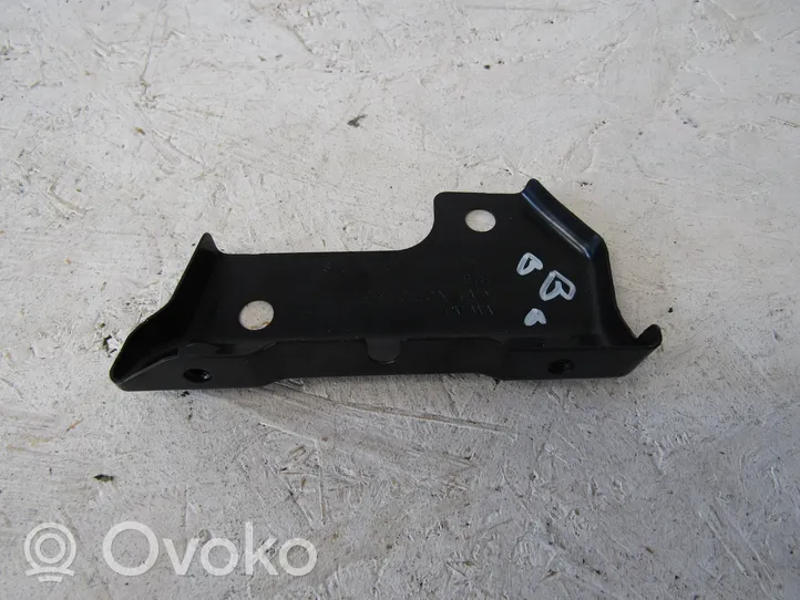 Volkswagen Caddy Support de montage d'aile 2K5810333