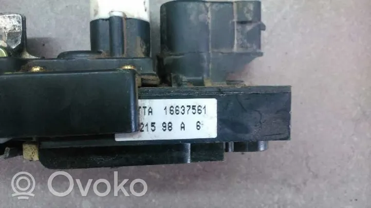 Opel Frontera B Rear door lock 16634325