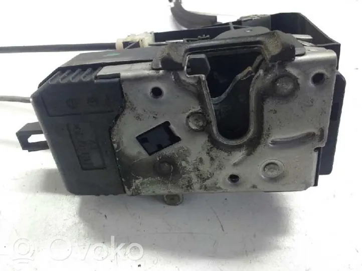 Opel Signum Front door lock 24447340