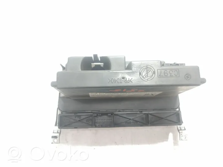 Alfa Romeo GT Climate control unit 01560513690