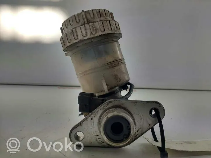 Mitsubishi Montero Główny cylinder hamulca 