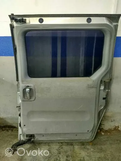 KIA Carnival Rear door 