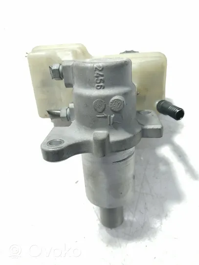 Mercedes-Benz Vaneo W414 Master brake cylinder 