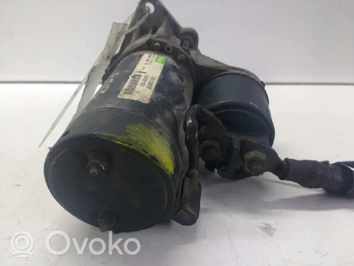 Opel Corsa B Starter motor 09130838