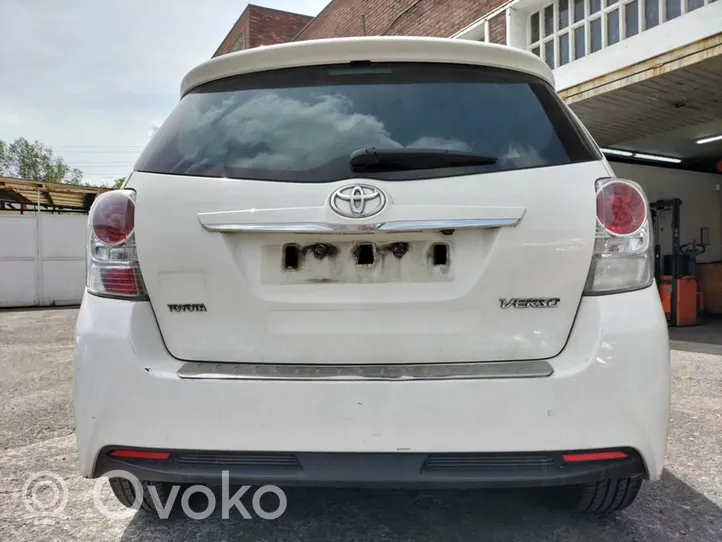 Toyota Verso Ceinture de sécurité arrière 610307800E