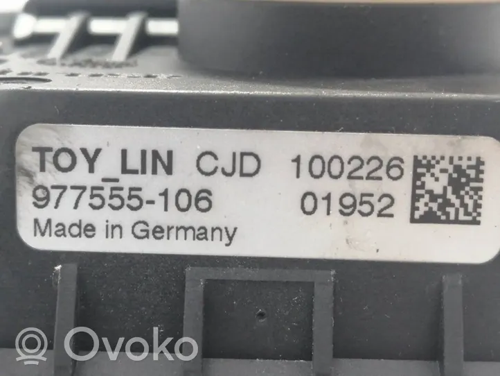 Toyota Verso Elektryczny podnośnik szyby drzwi przednich 698200F020