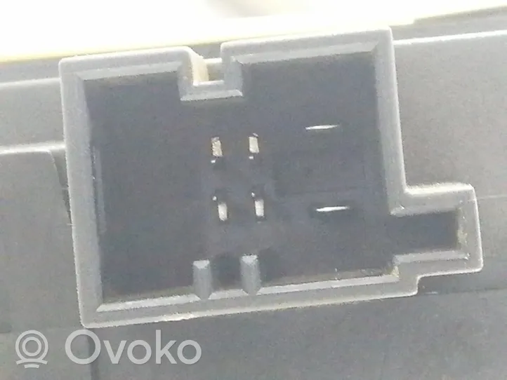 Audi A6 S6 C6 4F Elektryczny podnośnik szyby drzwi przednich 4F0959801D