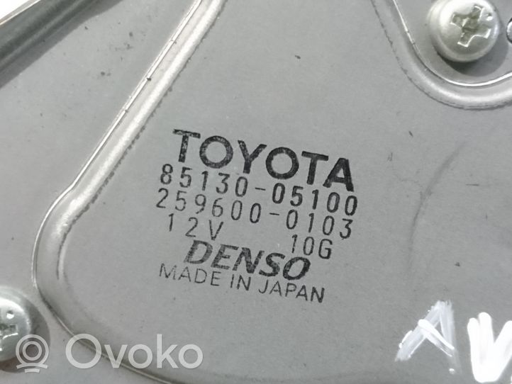 Toyota Avensis T250 Moteur d'essuie-glace arrière 