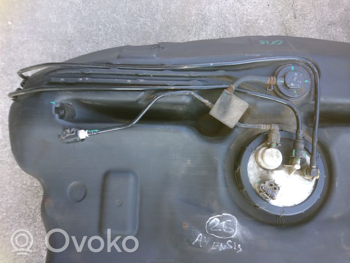 Toyota Avensis T250 Serbatoio del carburante 7701002040