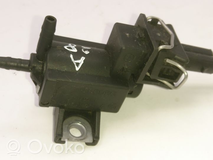 Toyota Avensis T250 Solenoidinis vožtuvas 