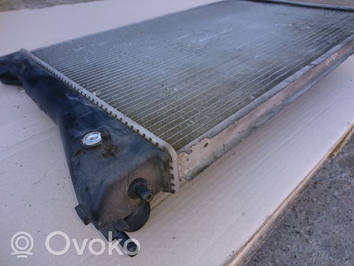 Toyota Corolla Verso AR10 Radiateur de refroidissement 