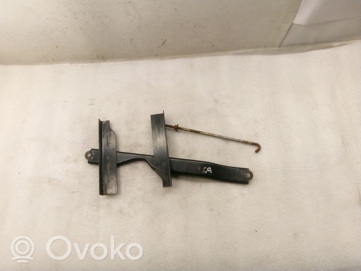 Toyota Corolla Verso AR10 Battery bracket 