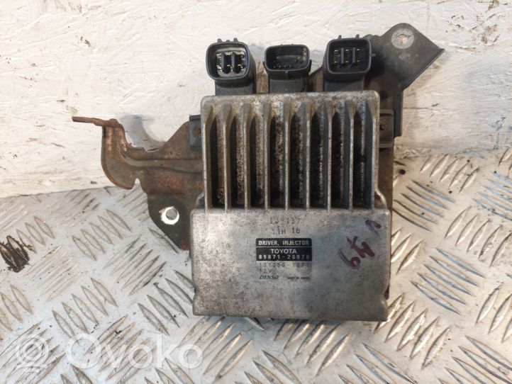 Toyota Corolla Verso AR10 Fuel injection control unit/module 