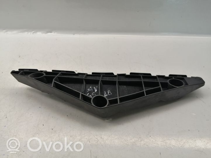 Toyota Avensis T270 Front bumper mounting bracket 