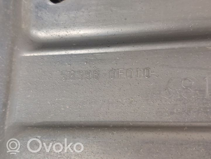 Toyota Corolla Verso AR10 Degalų bako dugno apsauga 