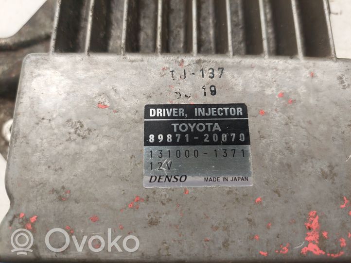 Toyota Corolla Verso AR10 Unité / module de commande d'injection de carburant 