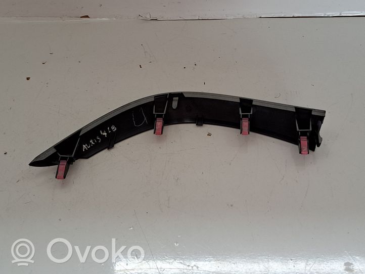 Toyota Auris 150 Rivestimento del vano portaoggetti del cruscotto 