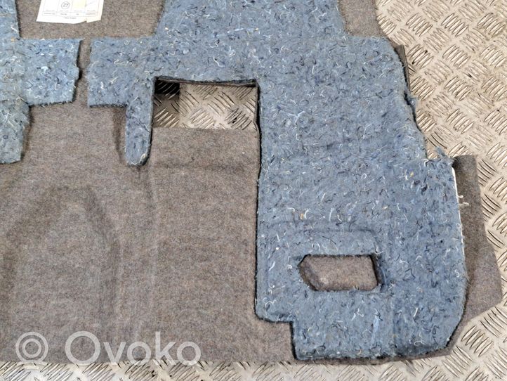 Toyota Verso Tapis de sol / moquette de cabine arrière 