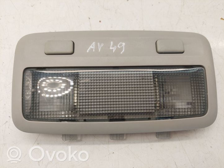 Toyota Avensis T250 Illuminazione sedili posteriori 8125005021