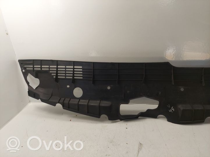 Toyota Corolla Verso AR10 Osłona chłodnicy 532890F010