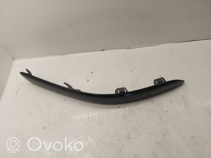 Toyota Avensis T250 Modanatura separatore del paraurti anteriore 5271305030