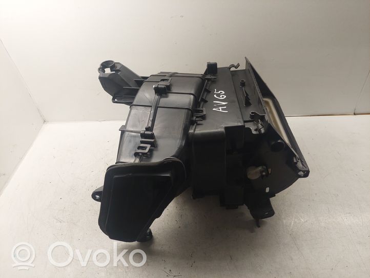 Toyota Avensis T270 Salono oro mazgo komplektas MF1173002091