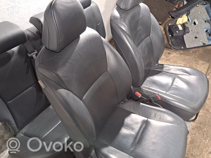 Toyota Auris 150 Fotele / Kanapa / Komplet 