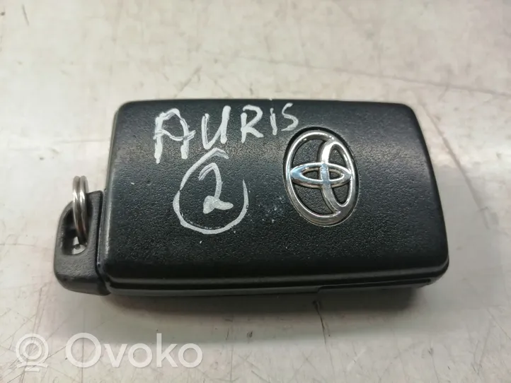 Toyota Auris 150 Virta-avain/kortti 