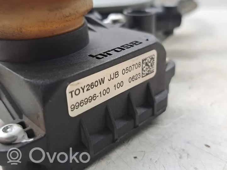 Toyota Corolla Verso AR10 Elektryczny podnośnik szyby drzwi tylnych 996996100