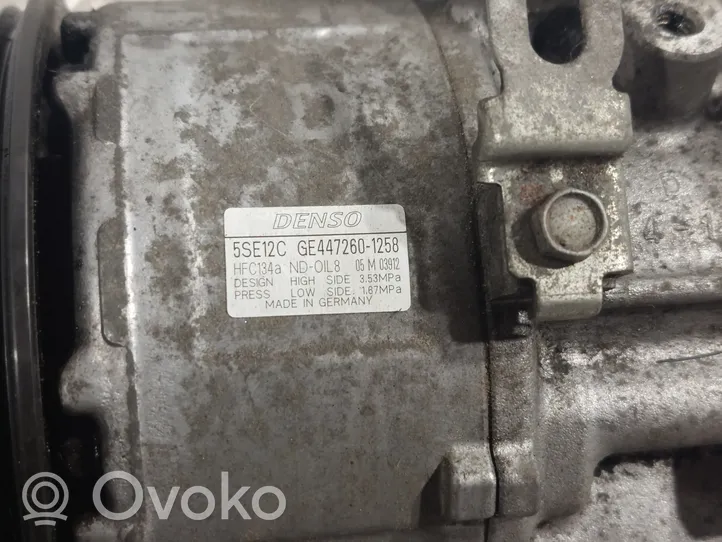 Toyota Avensis T270 Compresor (bomba) del aire acondicionado (A/C)) GE4472601258