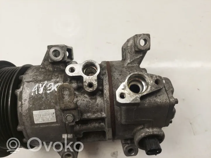 Toyota Avensis T270 Ilmastointilaitteen kompressorin pumppu (A/C) GE4472601258