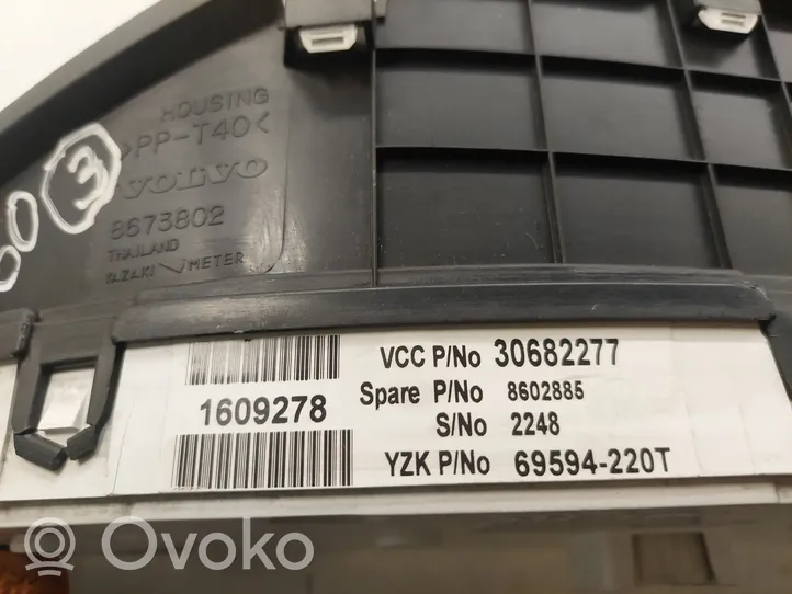 Volvo S60 Spidometrs (instrumentu panelī) 30682277