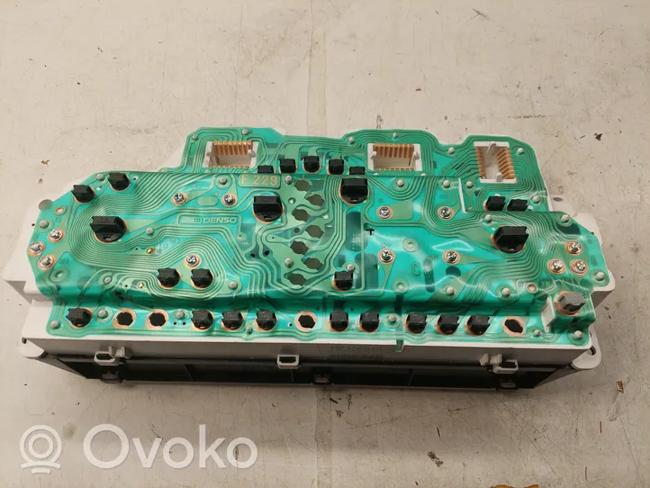 Mitsubishi Galant Tachimetro (quadro strumenti) MR216545