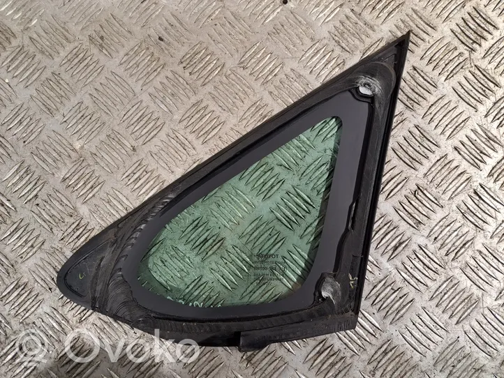 Toyota Auris 150 Fenêtre triangulaire avant / vitre 