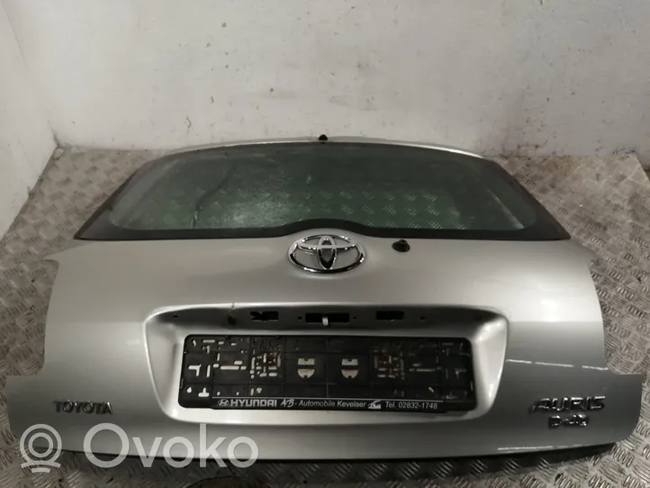 Toyota Auris 150 Takaluukun/tavaratilan kansi 