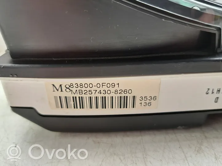 Toyota Corolla Verso AR10 Compteur de vitesse tableau de bord MB2574308260