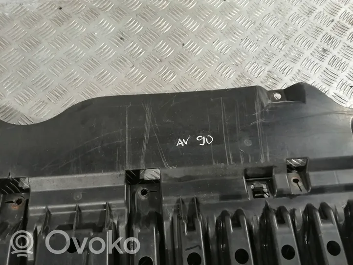 Toyota Avensis T270 Front bumper skid plate/under tray 