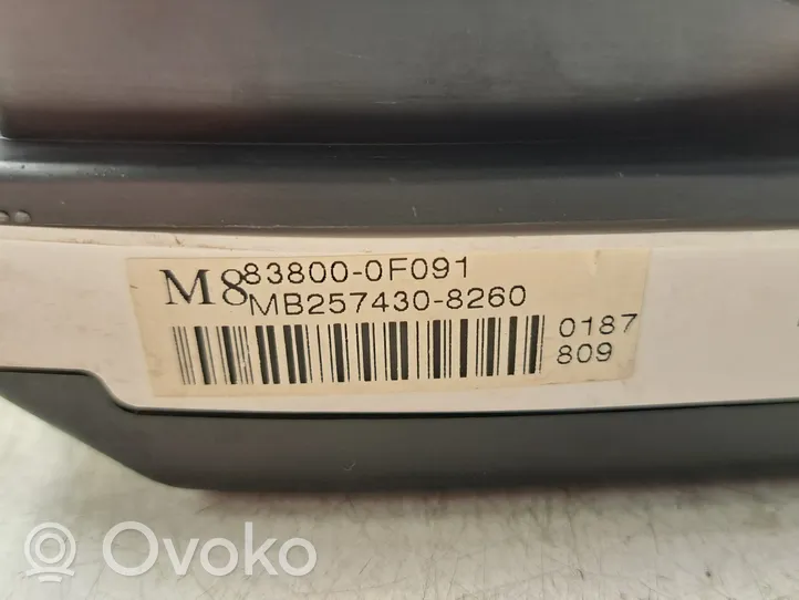 Toyota Corolla Verso AR10 Compteur de vitesse tableau de bord MB2574308260