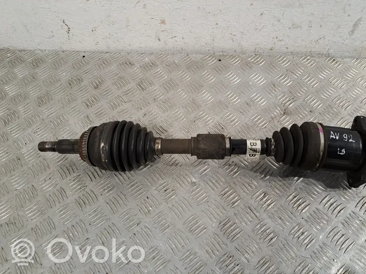 Toyota Avensis T250 Semiasse anteriore EUJ104BP16