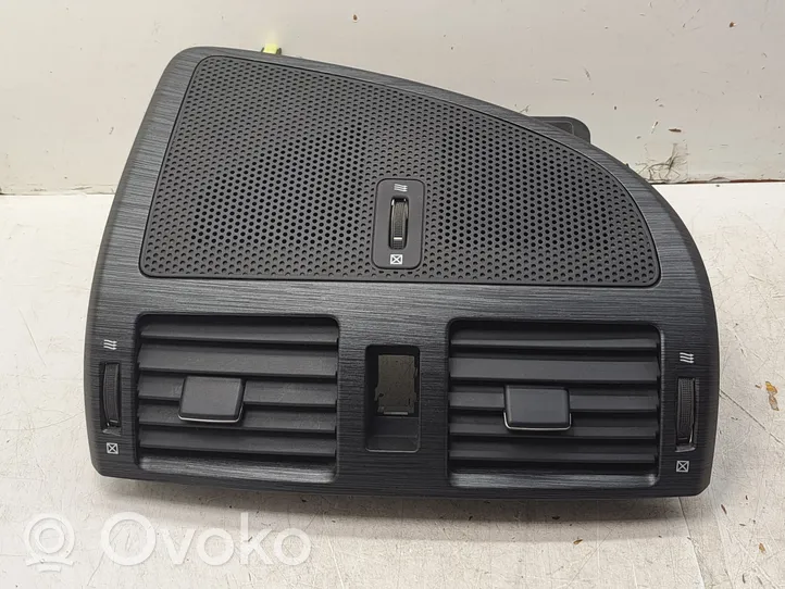 Toyota Avensis T270 Grille d'aération centrale 5567005090