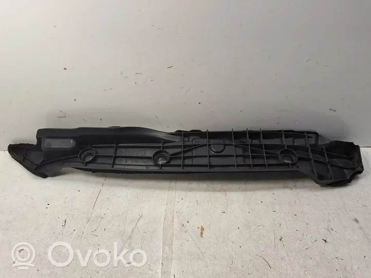 Toyota Avensis T270 Panel wykończeniowy błotnika 