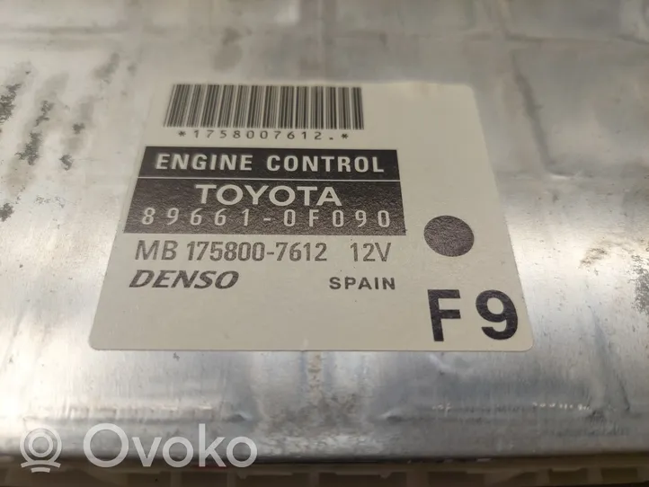 Toyota Corolla Verso AR10 Calculateur moteur ECU 896610F090