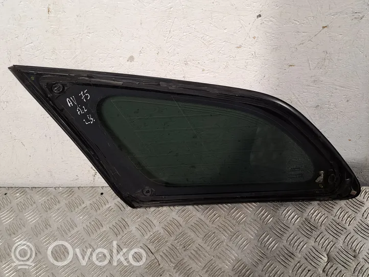 Toyota Avensis T270 Seitenfenster Seitenscheibe hinten 