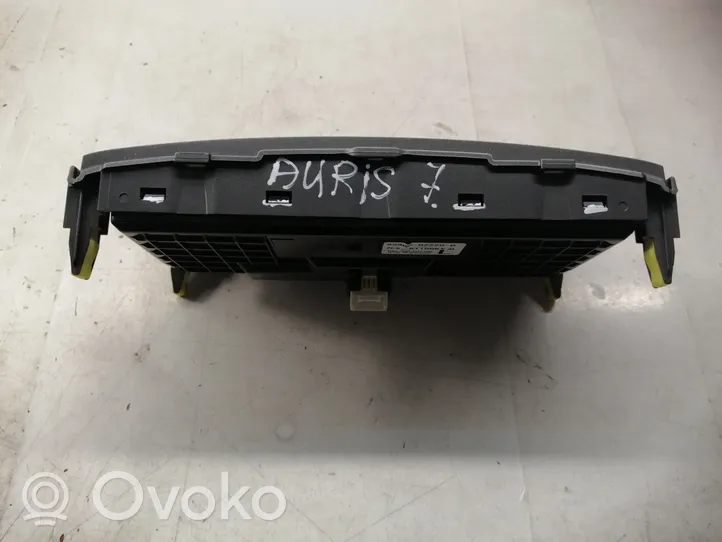 Toyota Auris 150 Panel klimatyzacji 