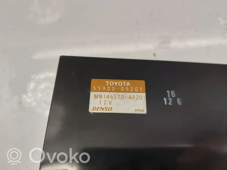 Toyota Avensis T250 Oro kondicionieriaus/ klimato/ pečiuko valdymo blokas (salone) 