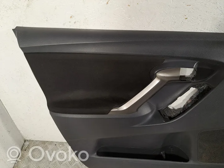 Toyota Verso Rivestimento del pannello della portiera anteriore 