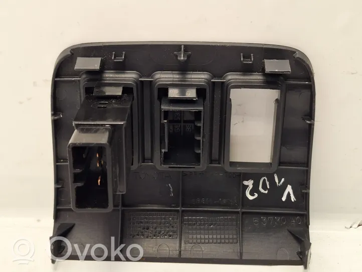 Toyota Corolla Verso AR10 Other center console (tunnel) element 